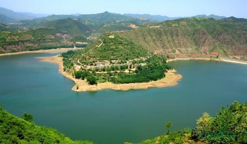 两湖两广两河山五江二宁四西分别指哪些地方