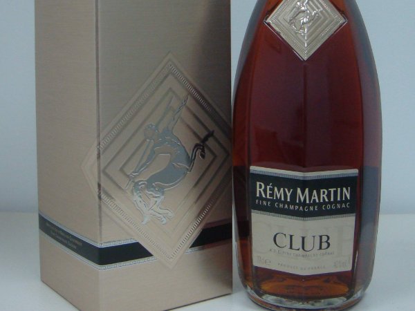 人头马是白酒还是红酒