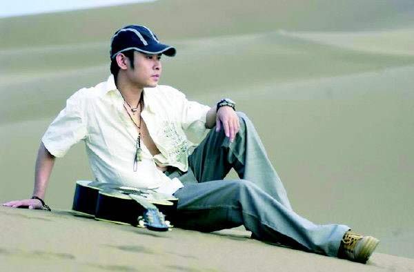 这世界我来了.这句歌词 是什么歌 谁唱的