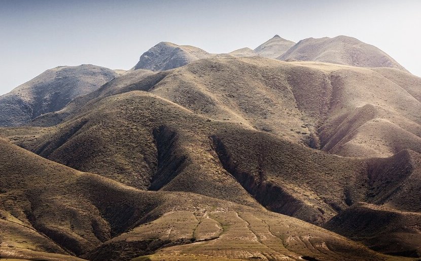 跌宕起伏的含义