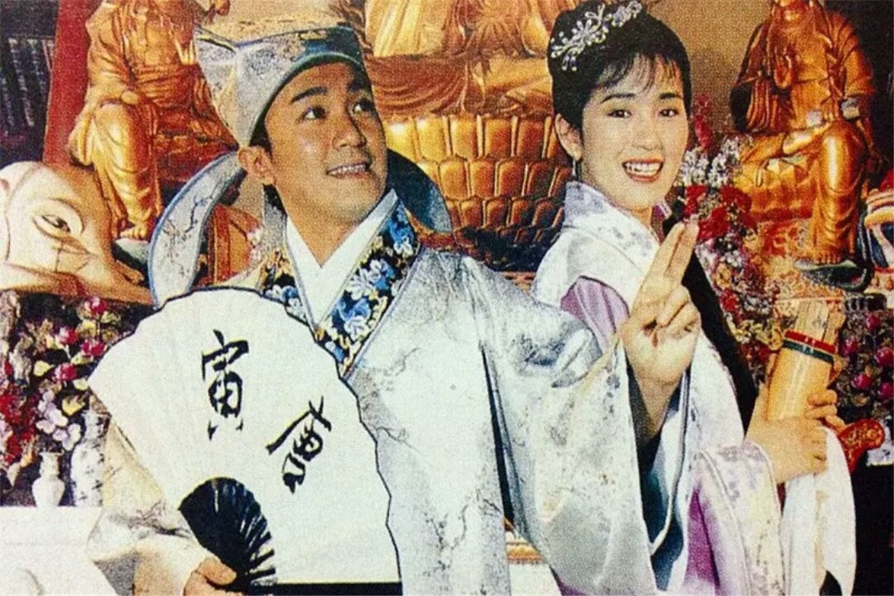 “赏花赏月赏秋香”的下句是什么？