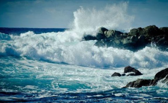 叶子碧绿碧绿的,浪花什么的，怎么写？