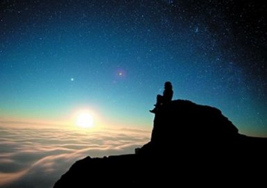 霎时的近义词是什么？