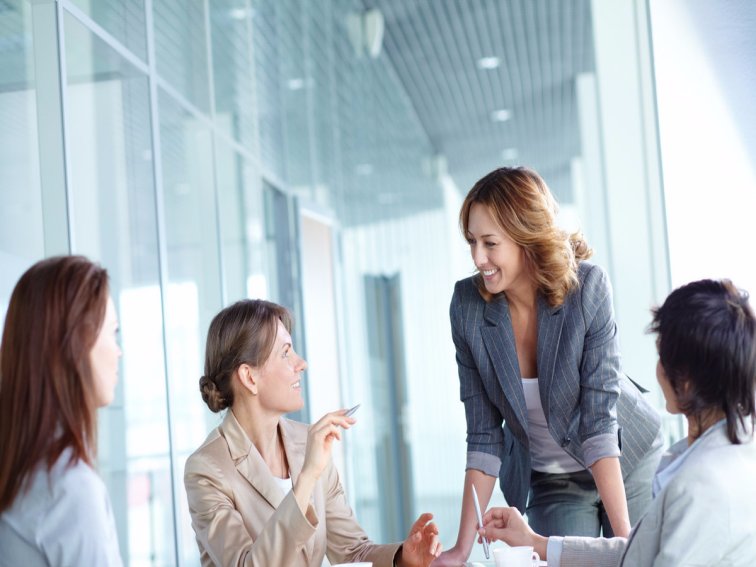 混为一谈的意思