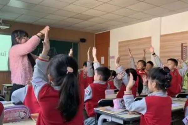 ong的拼音怎么读