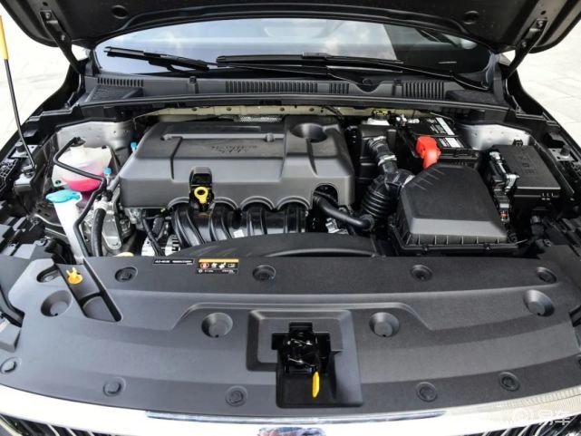 空间配置全部有，10万内国产家轿，家用选它们不会出错！