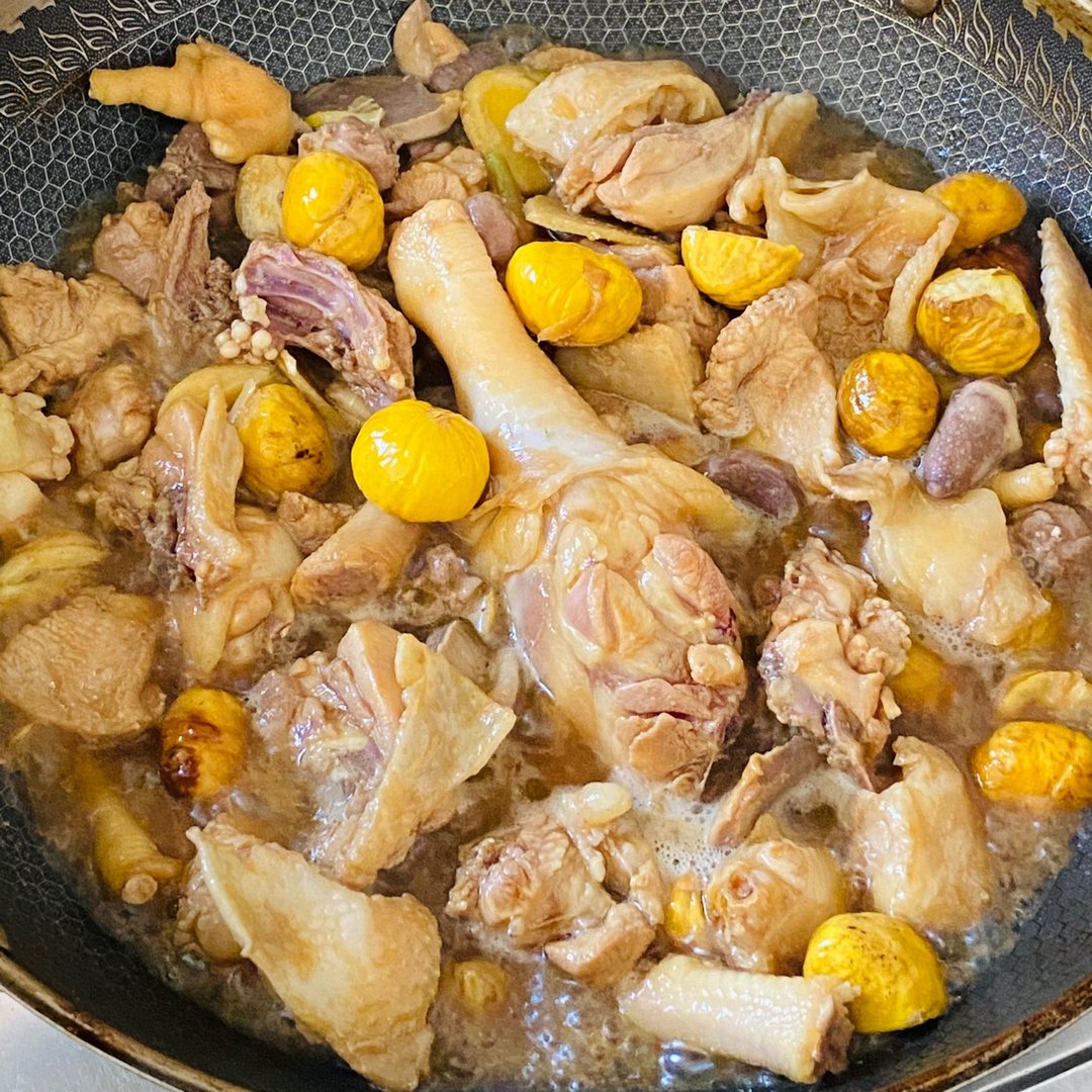 板栗鸡的制作方法及配料