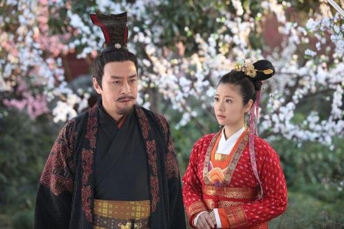 全集电视剧《倾世皇妃》哪些演员出演了？