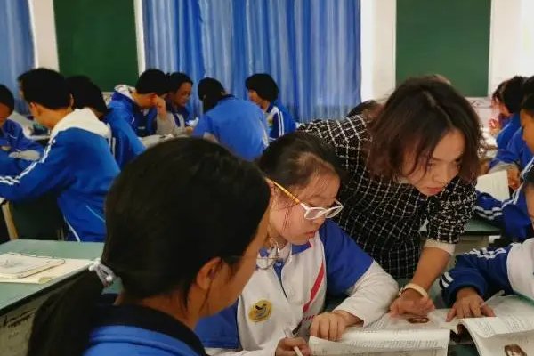 抺不下脸是什么意思