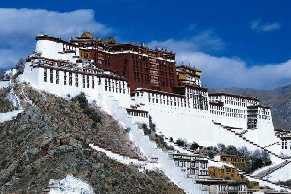 我国民族区域自治制度优越性表现为