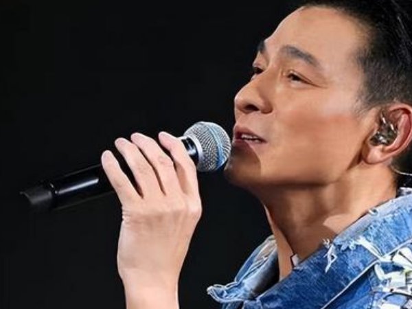 爱你一万年原唱