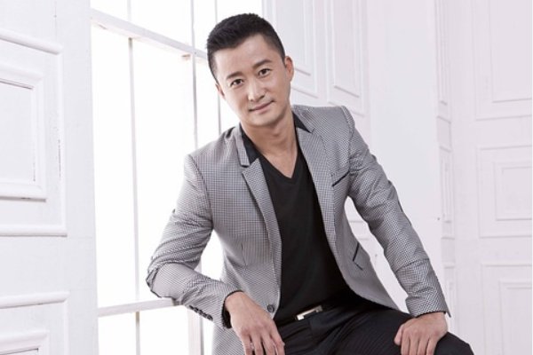 吴京加入哪国国籍