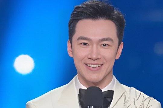 2024年元旦晚会主持人