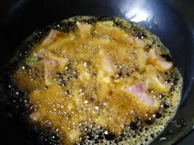 炸酥肉的家常做法怎么配料？