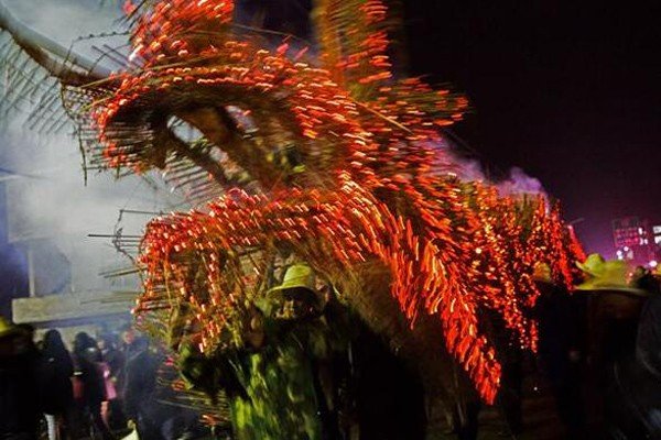 为什么女子来例假不能碰香火？