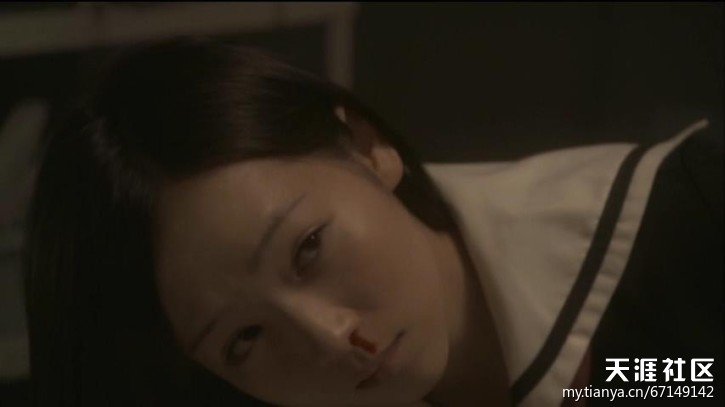 丧尸的屁股 开场女生是谁？也就是医生的女儿是谁