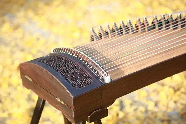 筝的拼音和组词组词语