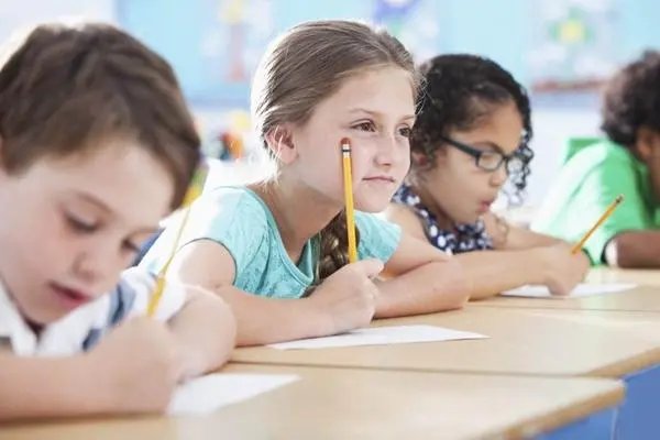 用学富五车写一句话