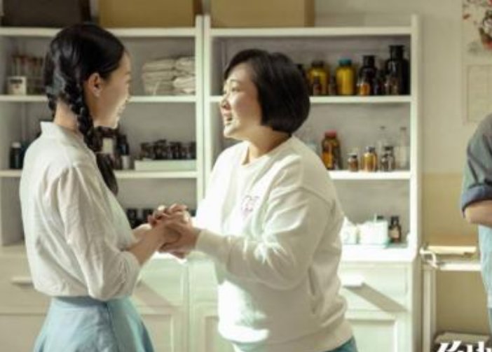 关于贾玲说为了拍李焕英才去当导演这件事，你有何看法？