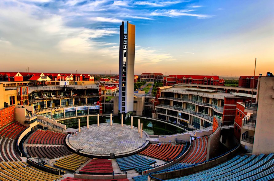 北京传媒大学录取分数线2023