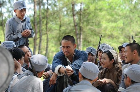 《神枪》演员表。。。