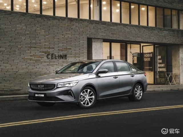 空间配置全部有，10万内国产家轿，家用选它们不会出错！