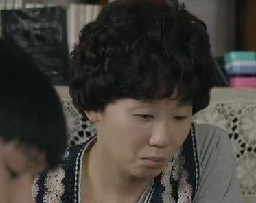 善宇妈妈为什么要把30万韩元换钱？