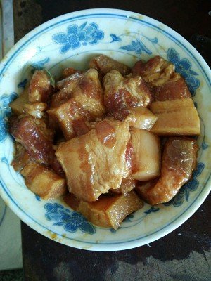 米粉𤉋肉怎么做？