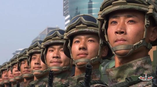 一个军的人数有多少？