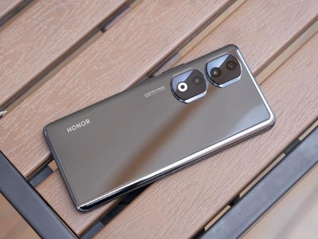 买荣耀还是买华为好