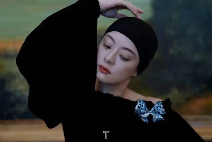 目光灼灼什么意思