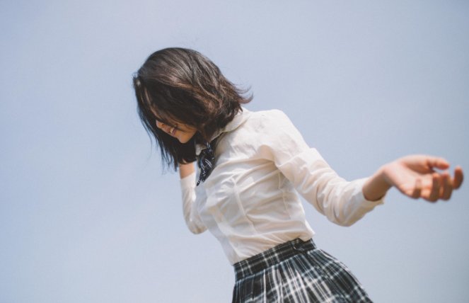 今晚月色真美，下一句是什么？