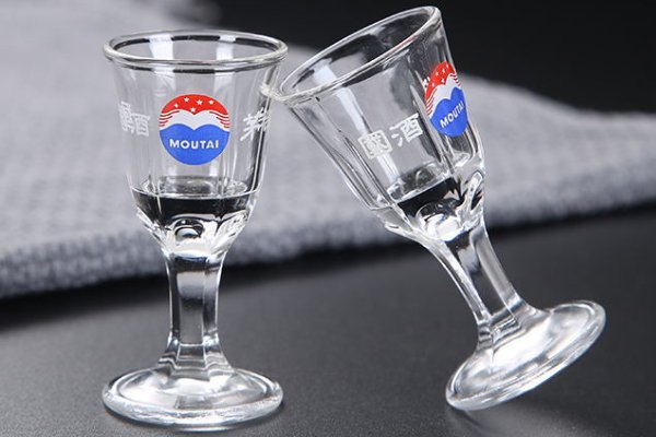 茅台白酒杯一般多少ml