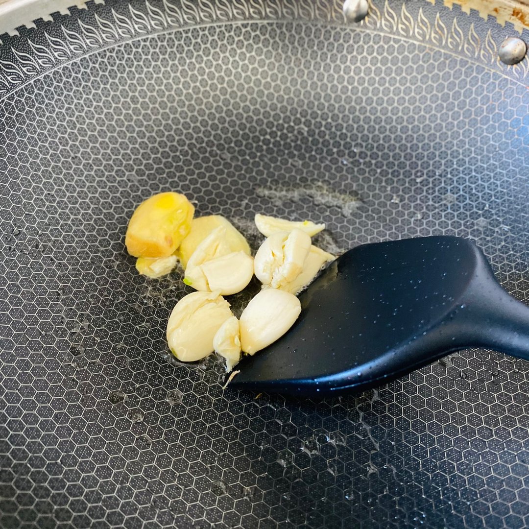 板栗鸡的制作方法及配料