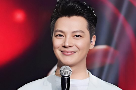 2024年元旦晚会主持人