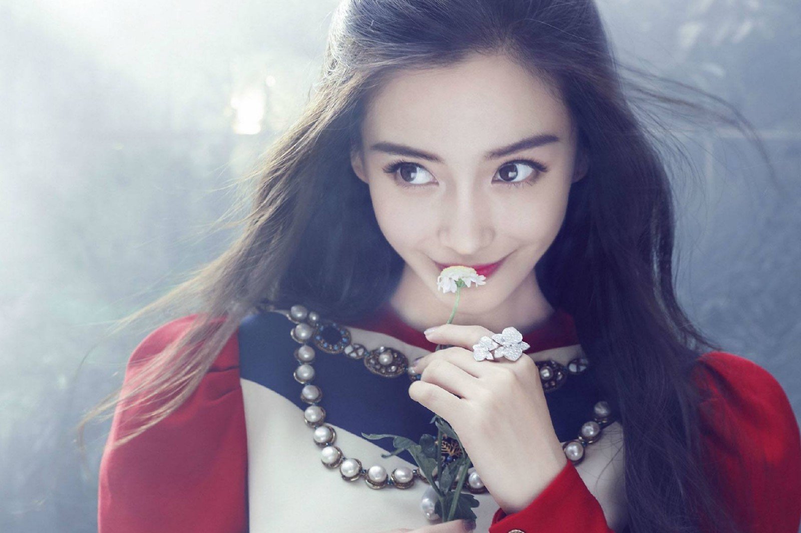 陈伟霆的绯闻恋情不少，坐实的都有哪些女明星？