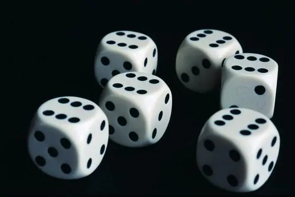 色子拼音怎么说