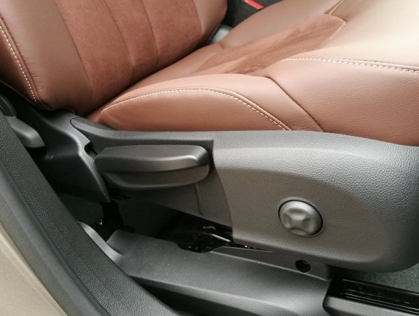 自动挡的刹车太灵敏了怎么办