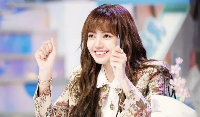 lisa身高是多少？