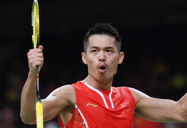 国羽苏杯三次夺冠,贾一凡、石宇奇三次拥抱,这两人啥意思?