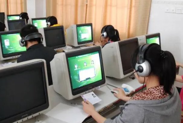 专四考试什么时候进行