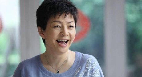 巴图是宋丹丹儿子吗