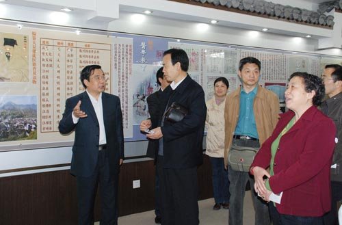 安徽中医学院图书馆的介绍