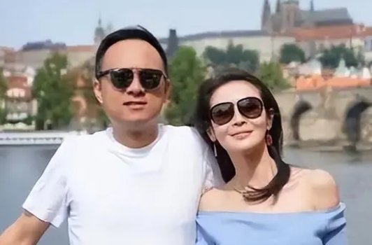 于明加的老公是谁