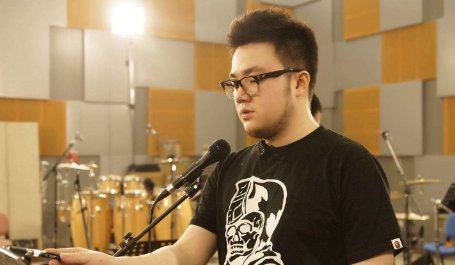 巴图是宋丹丹儿子吗