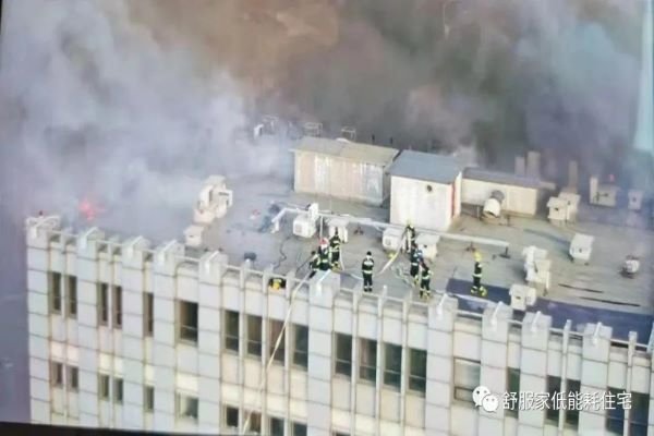 大连的地标建筑凯旋国际大厦发生火灾，这起火灾造成了多大的损失？