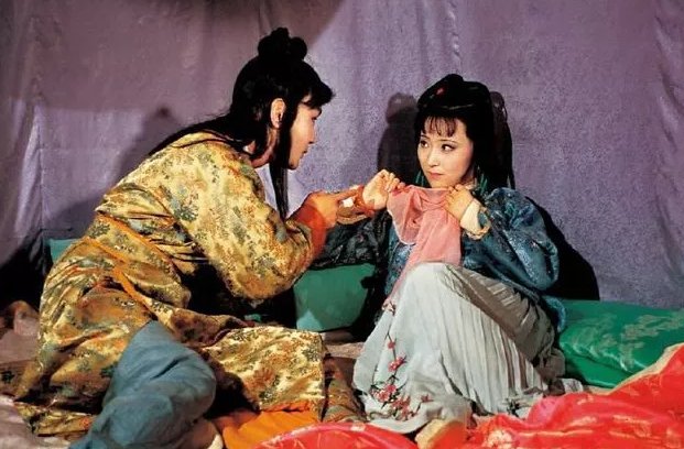 贾宝玉真的和秦钟有苟且之事吗