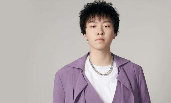 骗子冒充配音演员谷江山女友开班行骗，最终是如何被发现的？