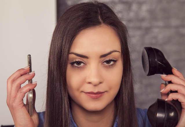 尖酸刻薄的女人的表现