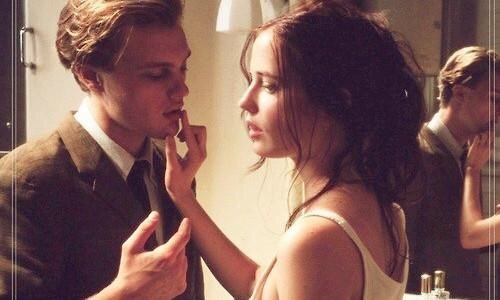 男人最经不住哪种女人的撩拨？